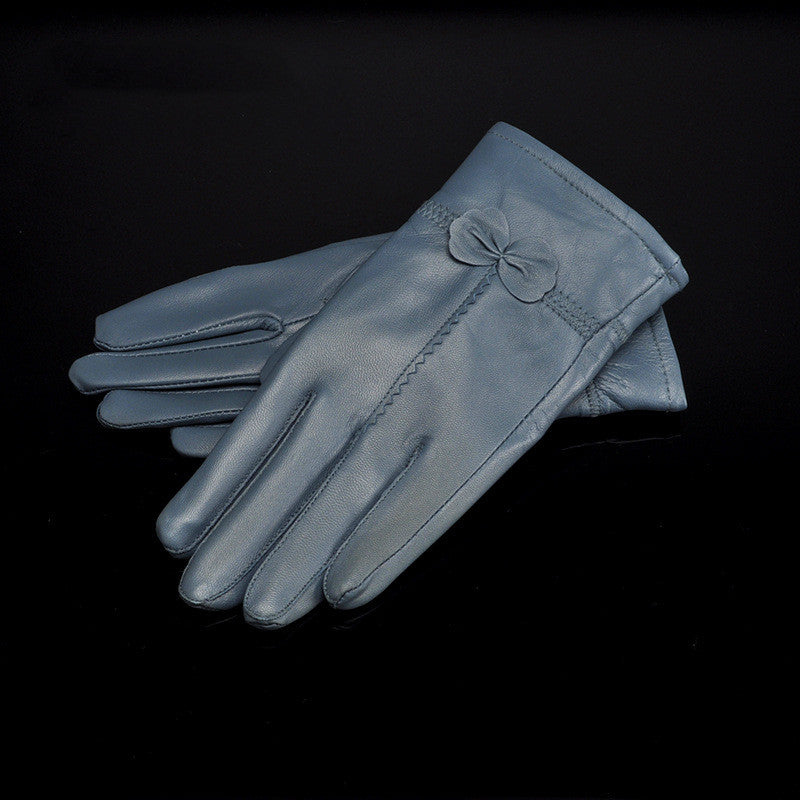 Woman Gloves Image