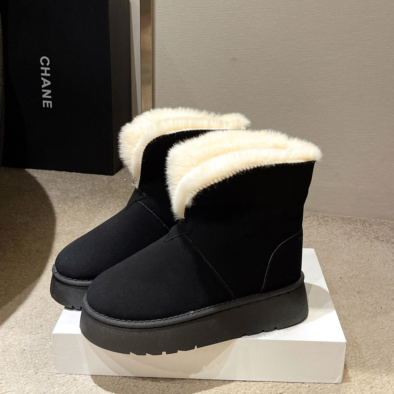 Winter Warm Snow Boots New Fashion Foldable Fleece Cotton Shoes For Women Plus Velvet And Thickened Plush Ankle Boots Image