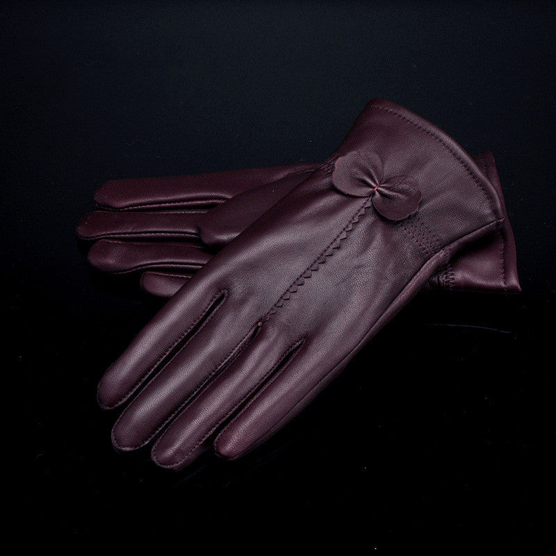 Woman Gloves Image