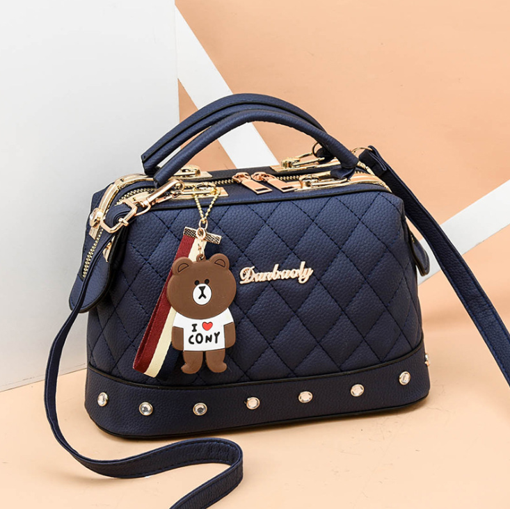 2021 autumn and winter trend new single shoulder diagonal small bag Korean fashion handbag small square bag Image