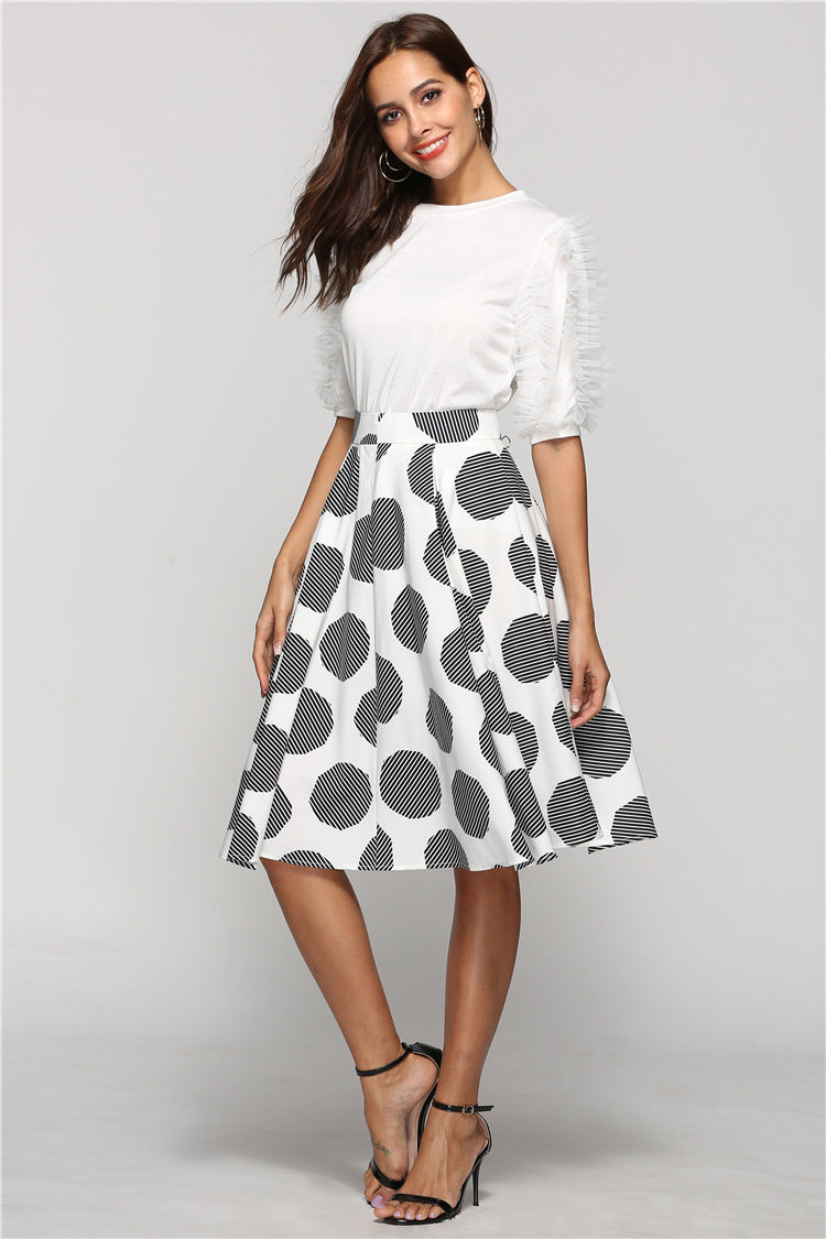 Large Polka Dot Round Slim Fit Mid-Length Skirt With Large Hem Image