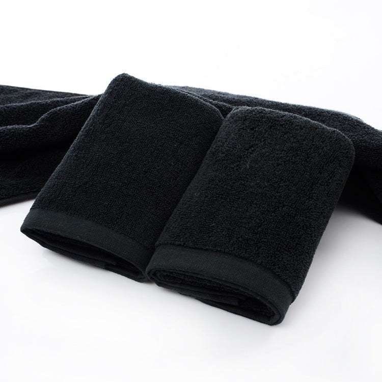 21 strands of black cotton towels Image