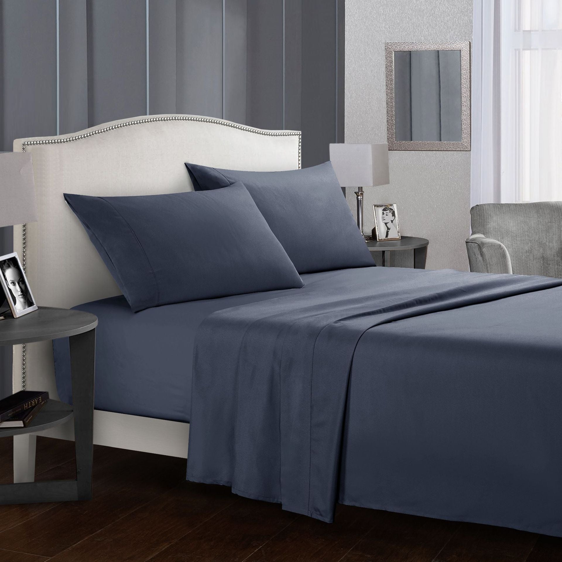 Four-piece bed sheet set Image