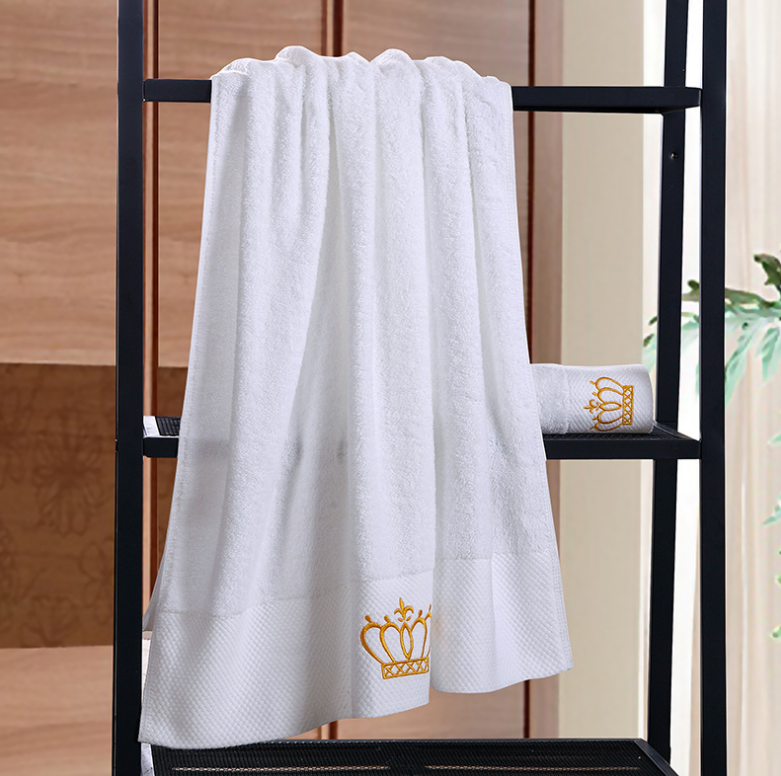 Cotton gift towel custom embroidery boutique hotel hotel sauna large bath towel Image