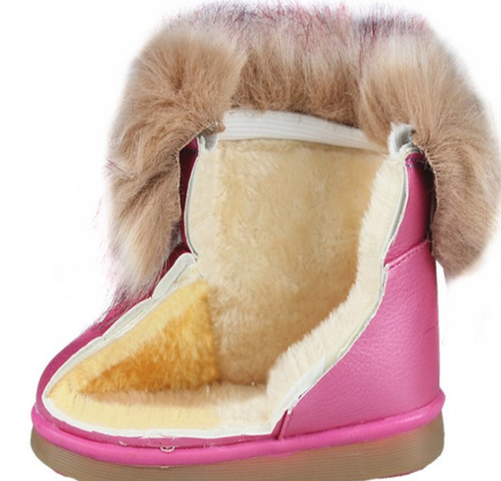 Girls snow boots Image