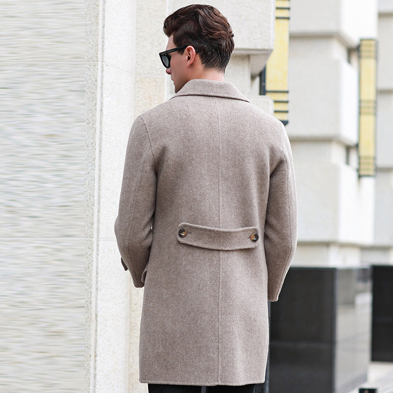 Double-breasted mid-length woolen coat Image