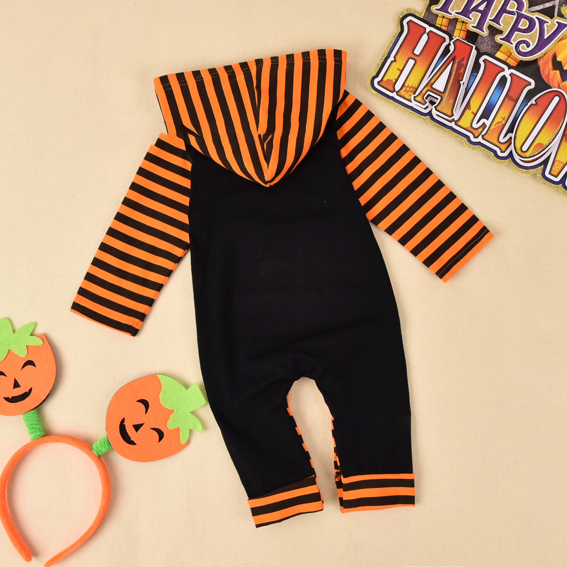 Halloween romper Image