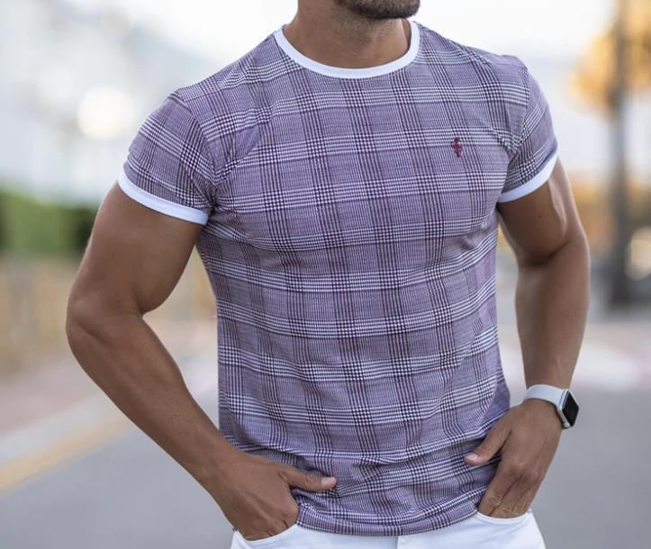 Men's sports shirt Image