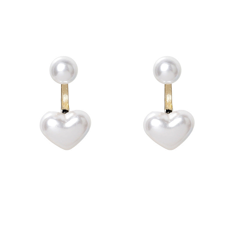 Simple Temperament Love Pearl Stud Earrings Image