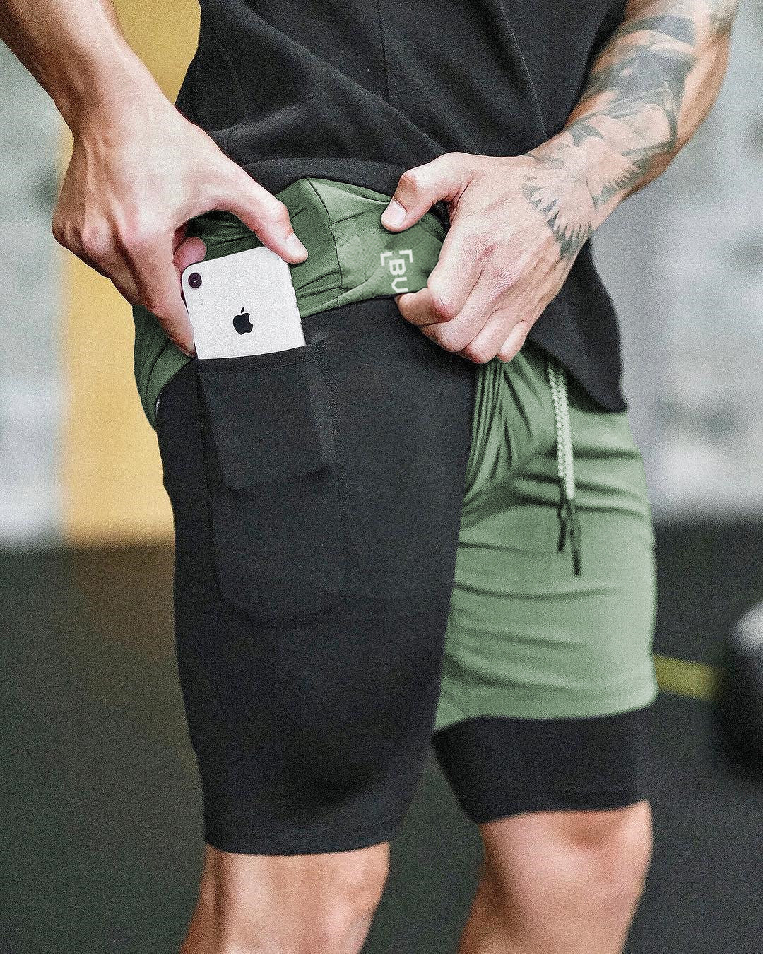 Pocket Compression Shorts Image