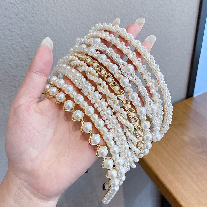 Thin pearl headband Image