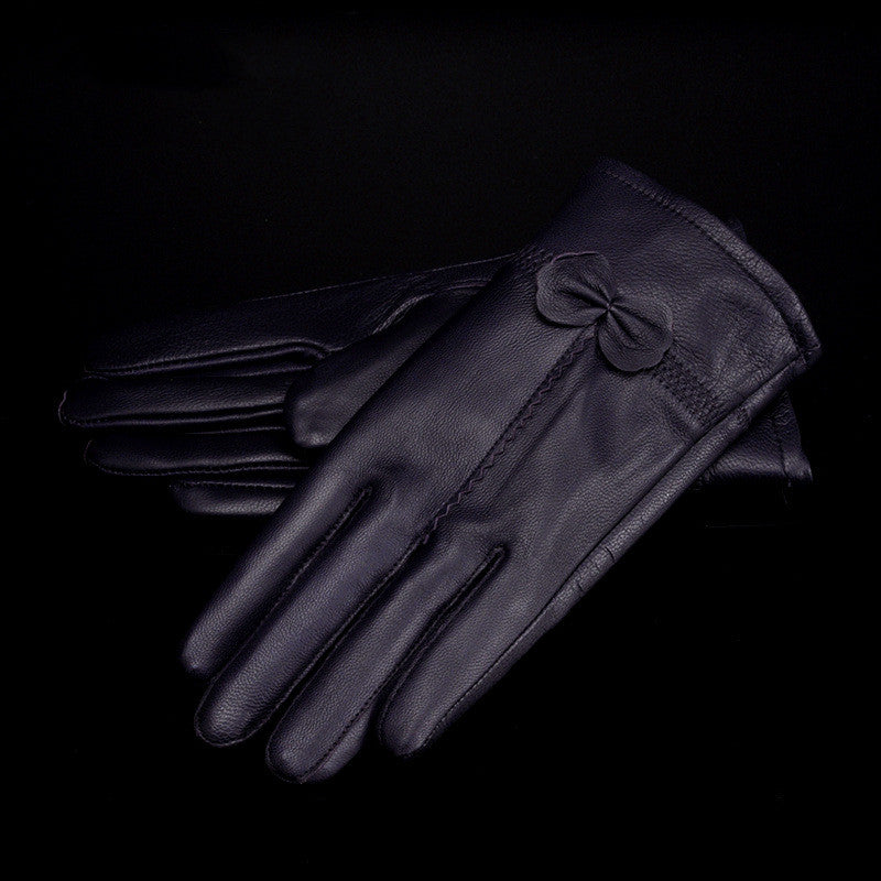 Woman Gloves Image