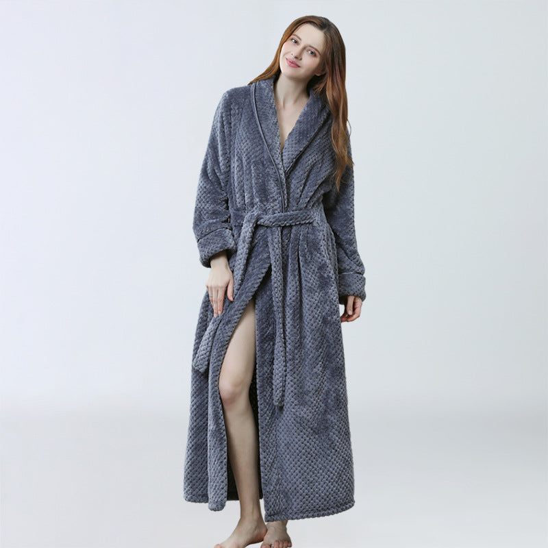 Thick waist velvet bathrobe Image