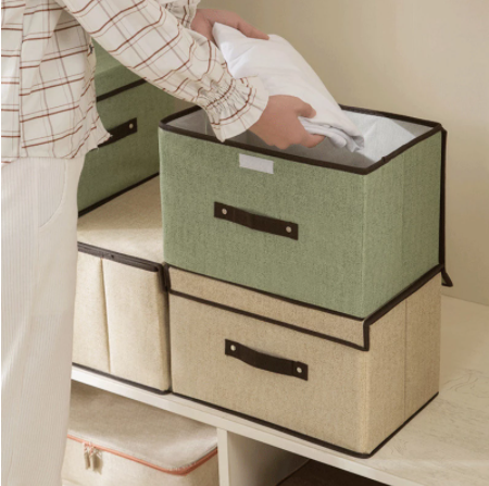 Folding storage box Image