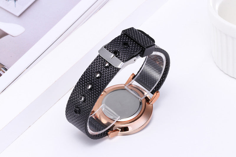 Fashion Creative Quartz Watches Couple Watches Digital Mesh Band Watches Image