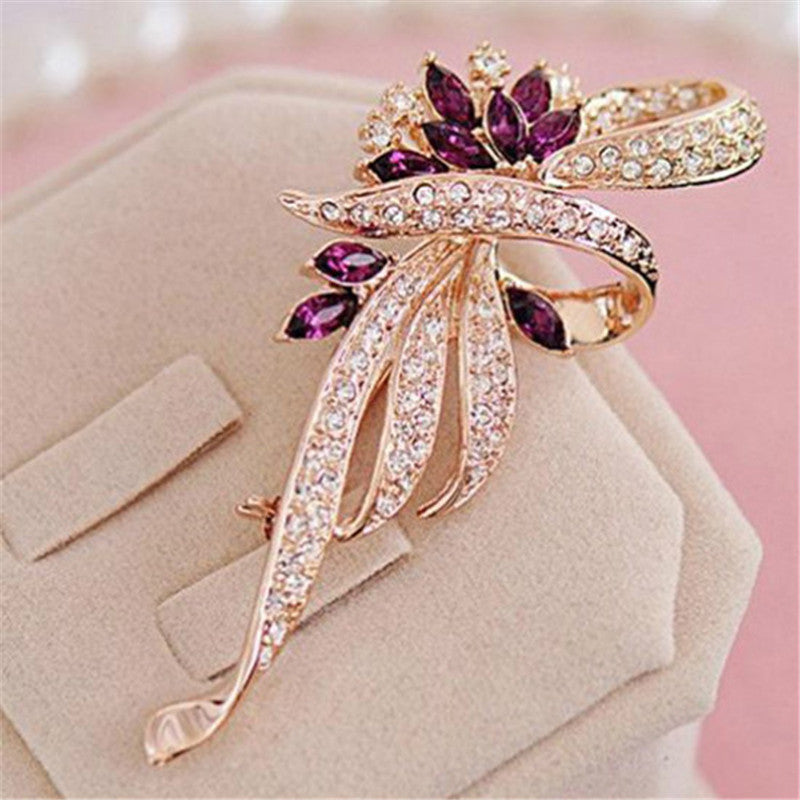 Temperament Crystal All-match Brooch Alloy Jewelry Ladies Wear Corsage Image