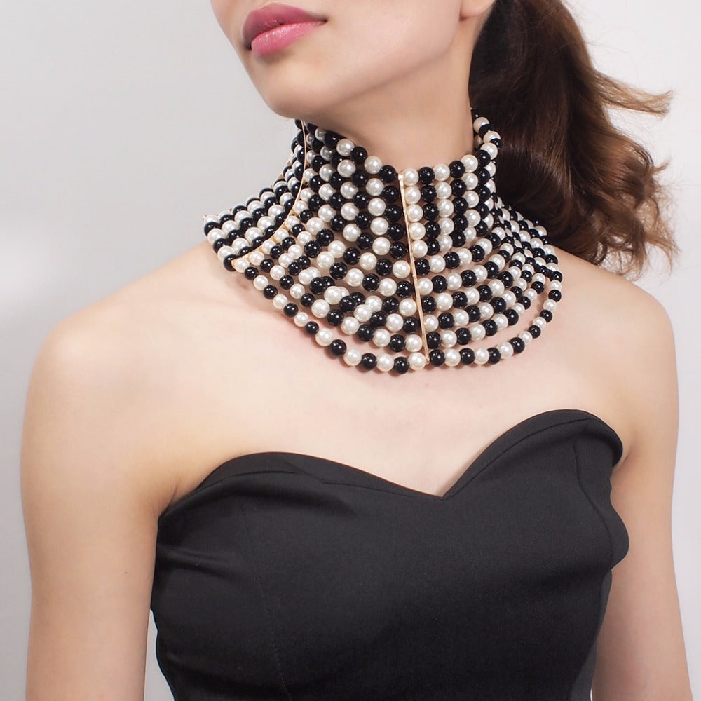 Multi-layered Pearl Sexy Short Necklace Necklace Necklace Image