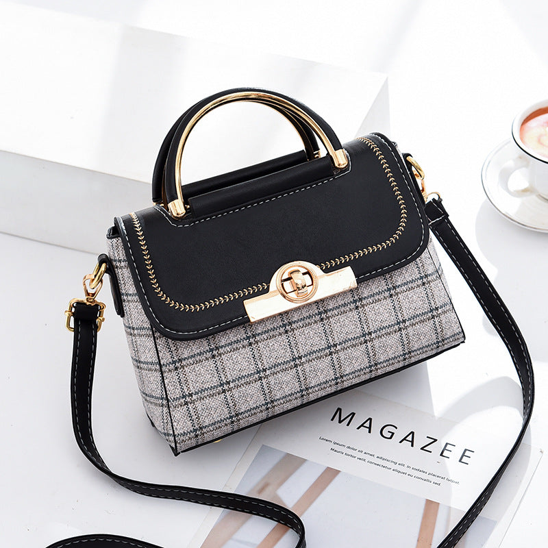 Korean sweet fashion handbag Image