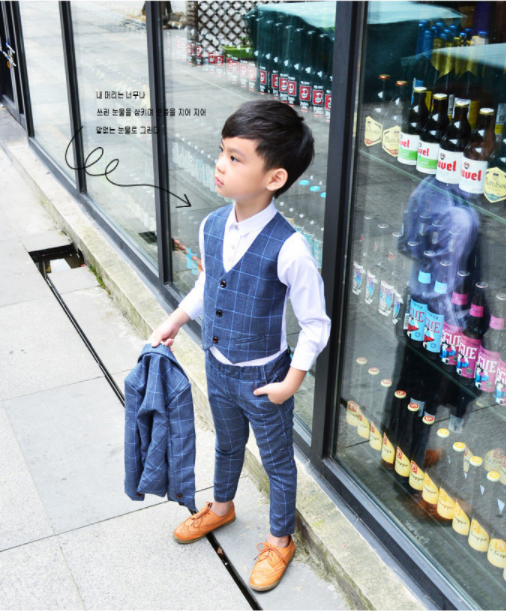 Children's three-piece suit Image