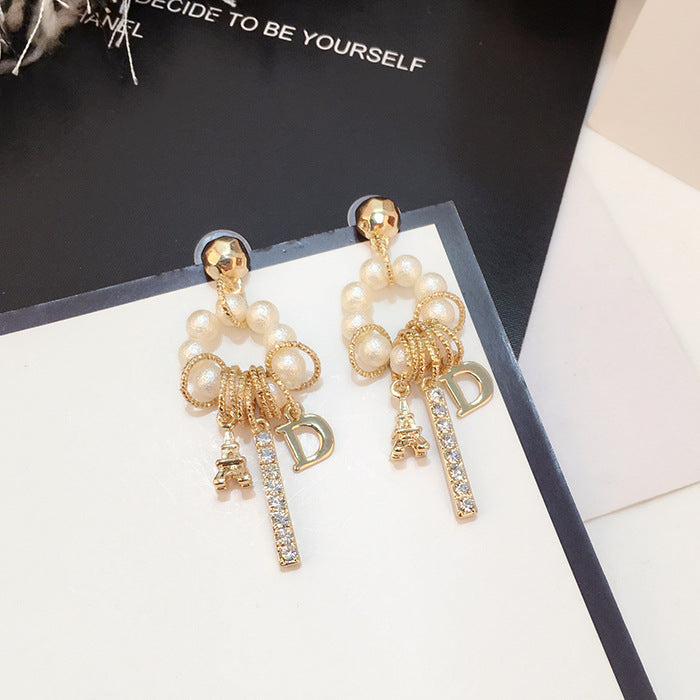 Women's earrings pearl earrings Image