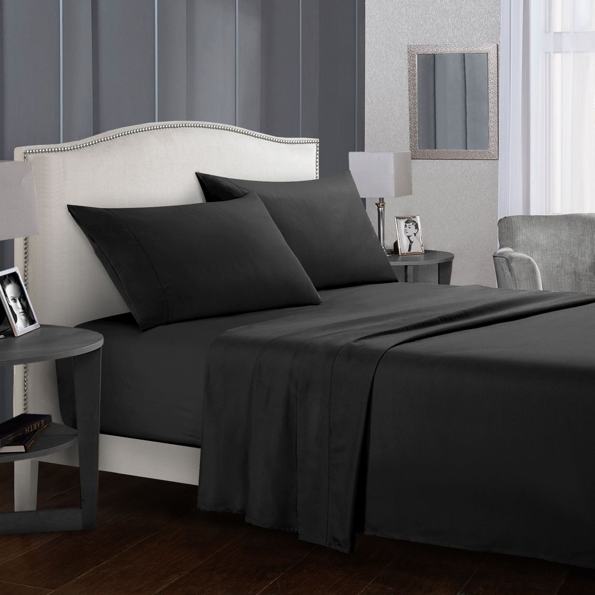 Four-piece bed sheet set Image