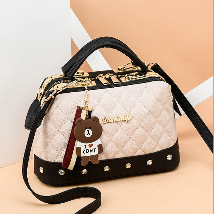 2021 autumn and winter trend new single shoulder diagonal small bag Korean fashion handbag small square bag Image