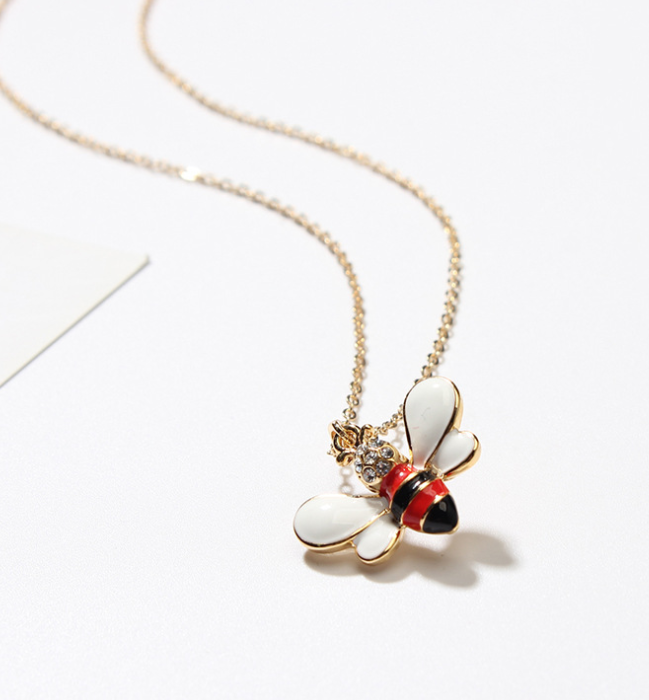 Summer Jewelry Necklace Lady Cartoon Cute Drop Oil Studded Bee Pendant Image