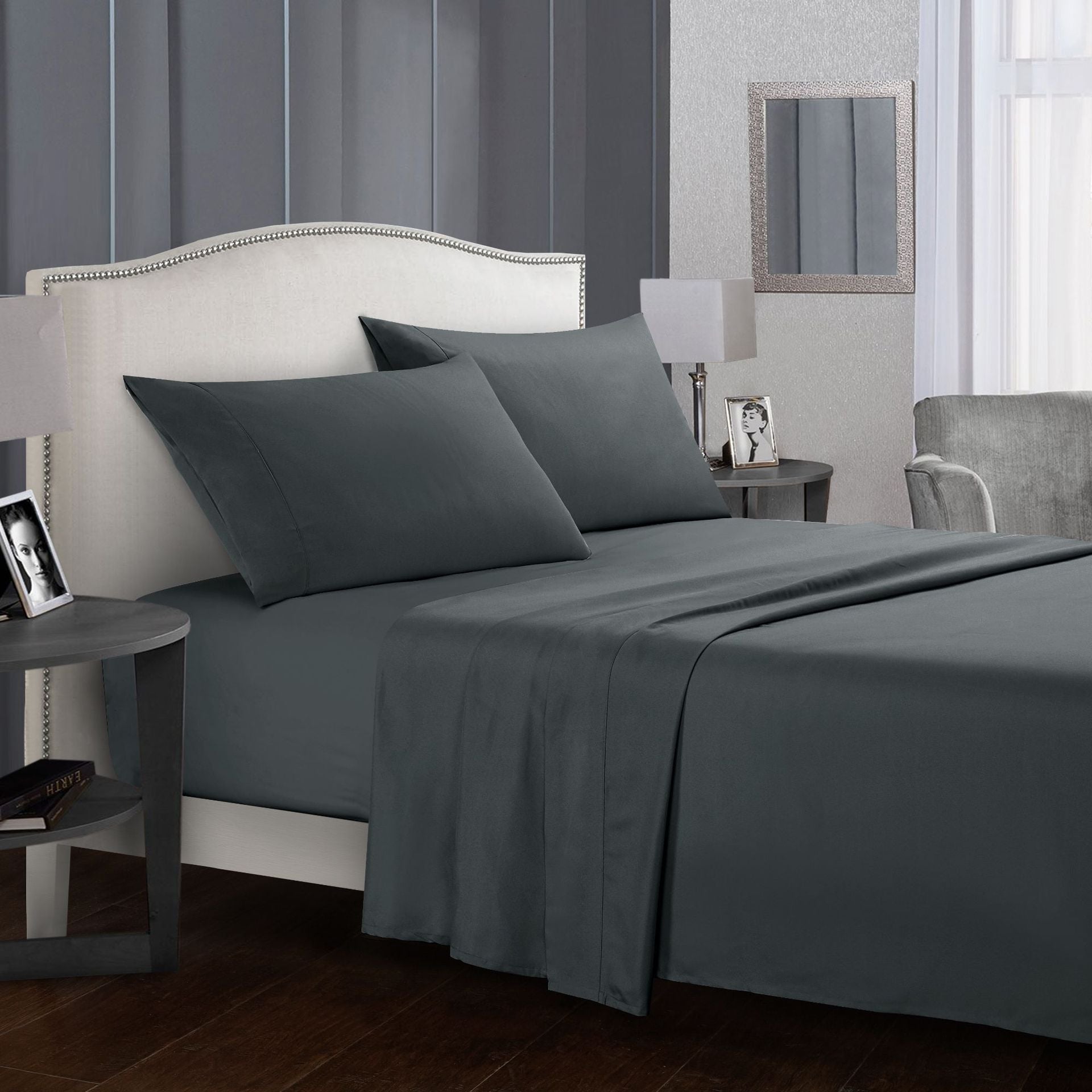 Four-piece bed sheet set Image