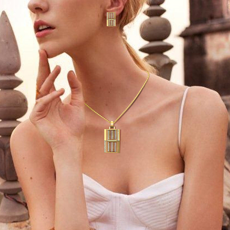 Exaggerated Jewelry Series Square Alloy Two-piece Jewelry Image