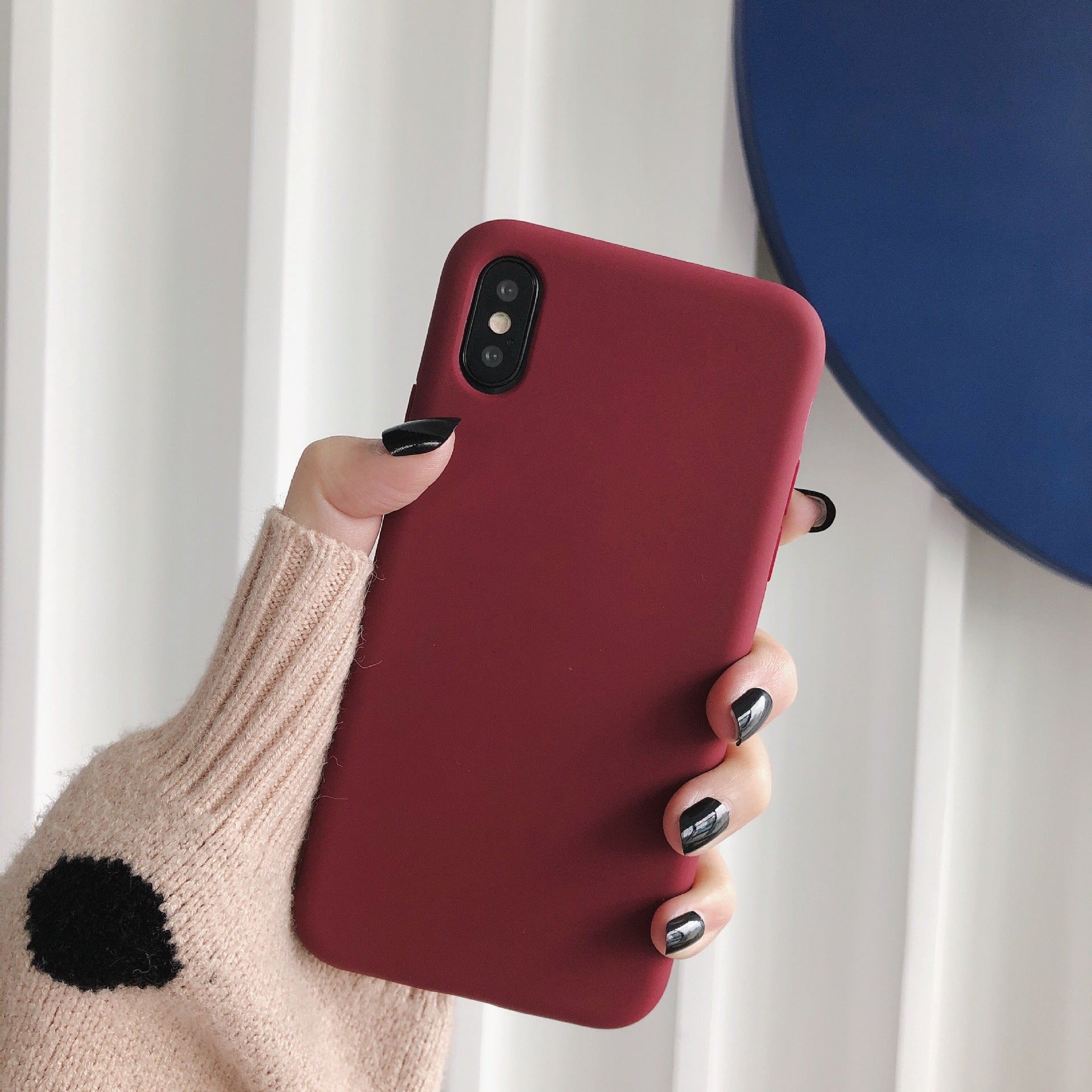 Silicone phone case Image