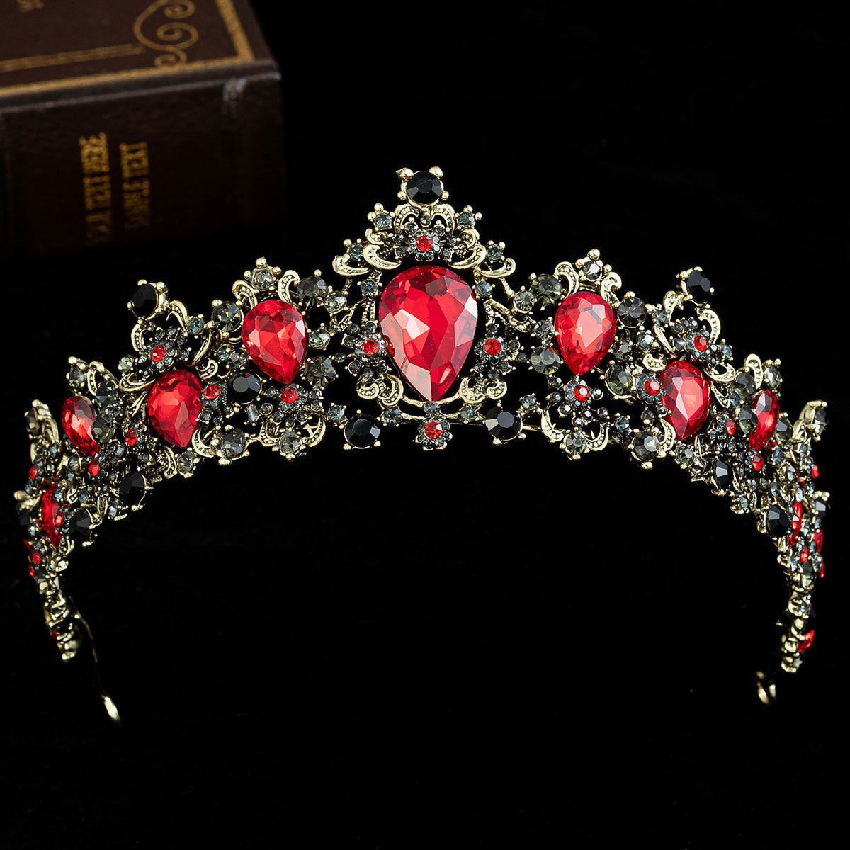 Baroque Rhinestone Crystal Bridal Crown Image