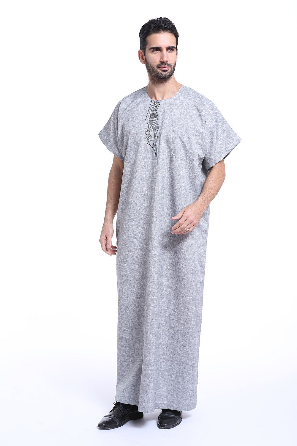 Muslim Arab Middle Eastern Men's Robe Image