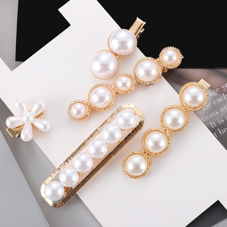 Slip-on Pearl Bow Hair Clip Image