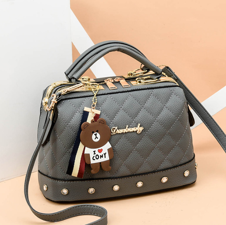 2021 autumn and winter trend new single shoulder diagonal small bag Korean fashion handbag small square bag Image