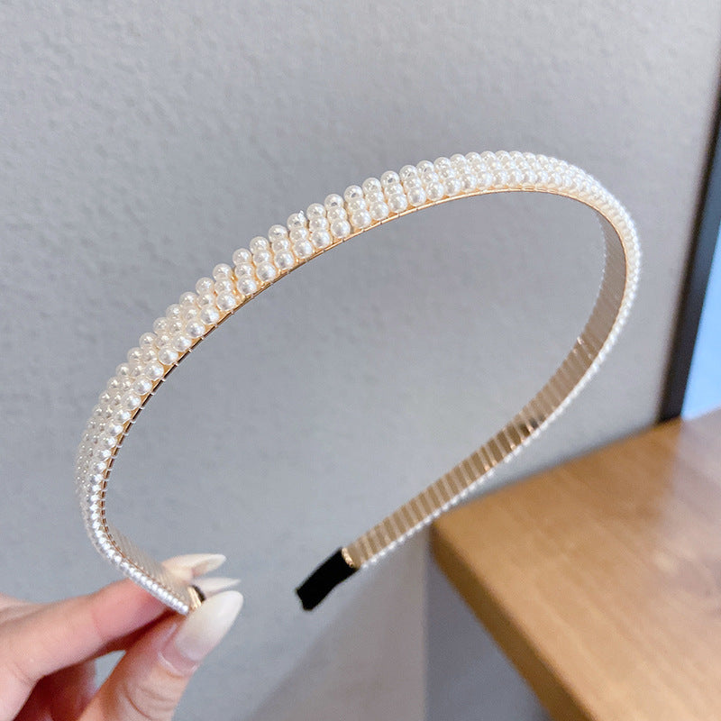 Thin pearl headband Image