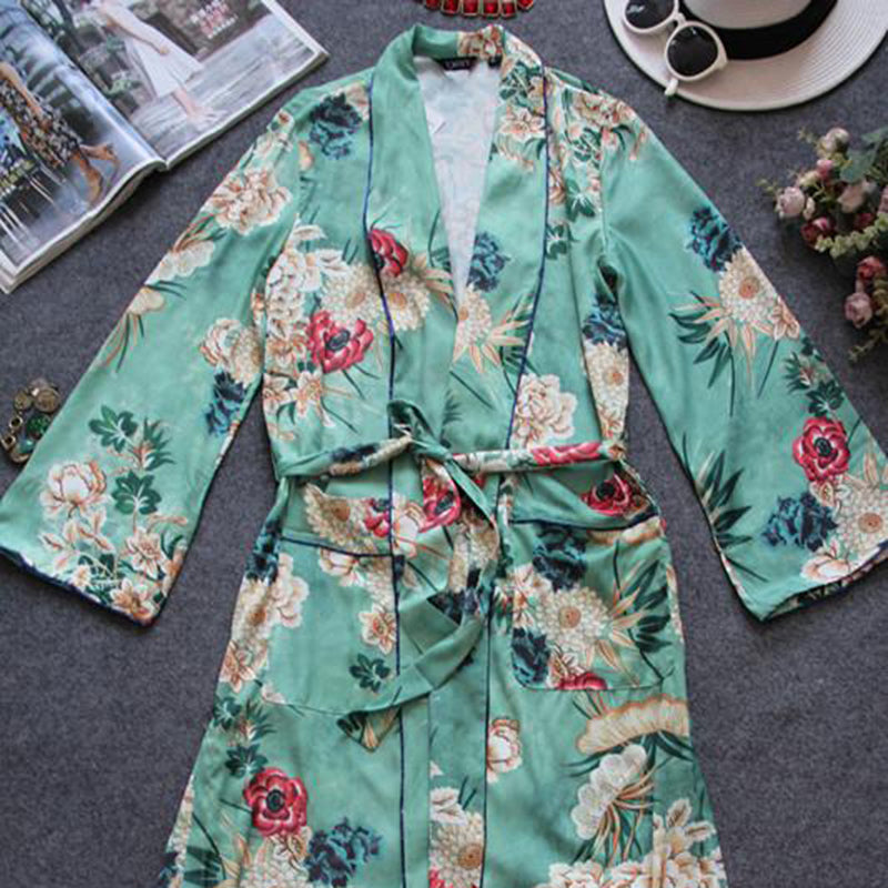 Printed gown and kimono cardigan Image