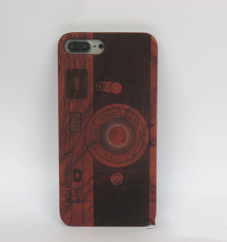 Woodcarving mobile phone case Image