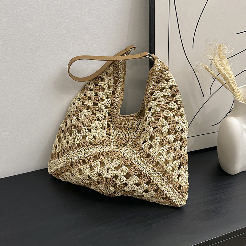 Women's Fashion Handmade Straw Woven Hollow Contrast Color Weave Shoulder Bag Image