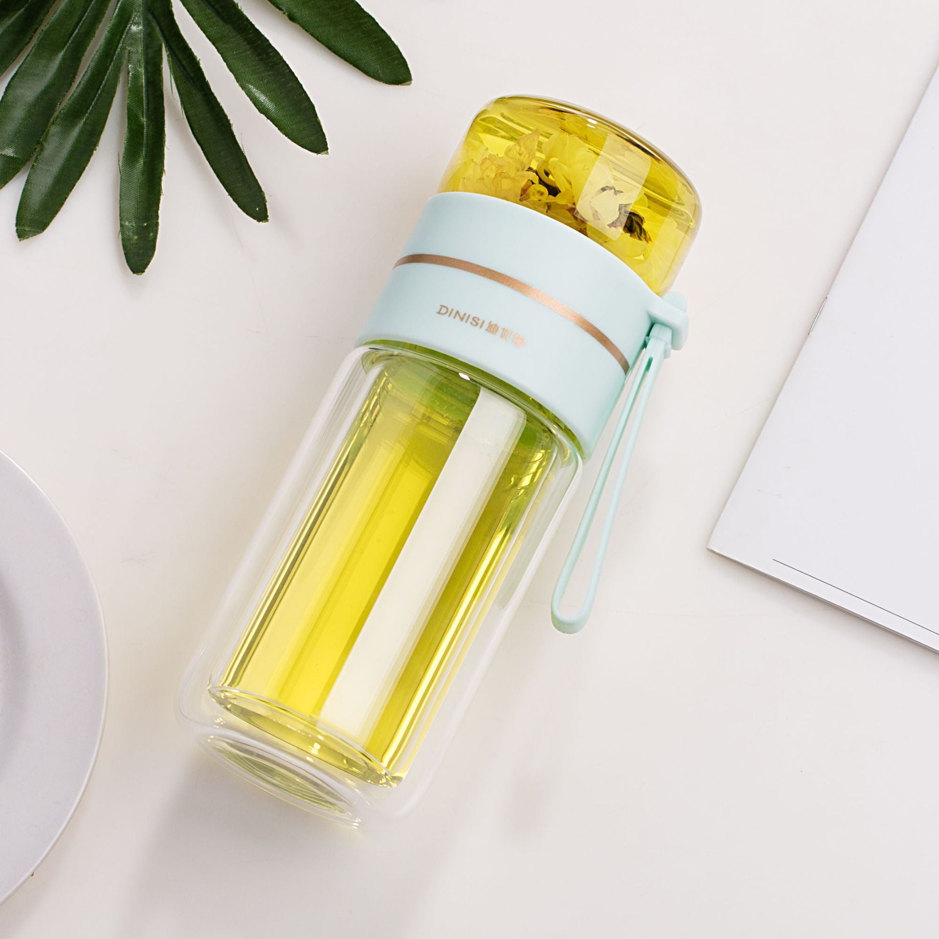 Glass Water Bottle With Tea Infuser Filter Tea Separation Double Wall Glass Bottle Leakproof Water Bottle Image