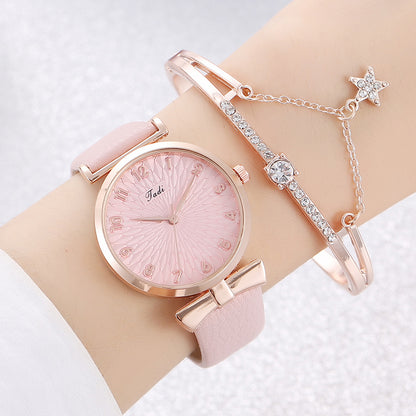 Watch Female Student New Watch Set Fashion Literal Drainage Product Bracelet Set Watch