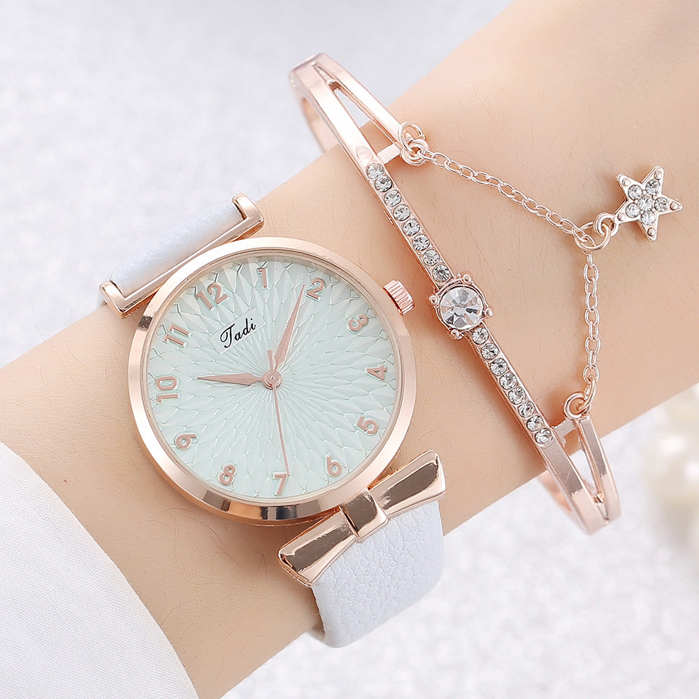 Watch Female Student New Watch Set Fashion Literal Drainage Product Bracelet Set Watch Image