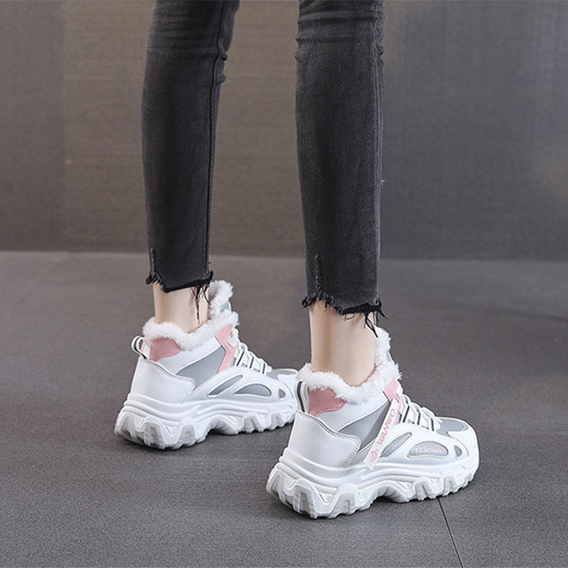 Fashion Black White Lace-up Sneakers Winter Warm All-match Plush Shoes Women Plus Velvet Fleece Flat High-top Sports Shoes Image