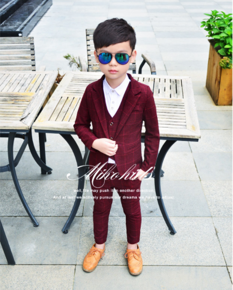 Children's three-piece suit Image