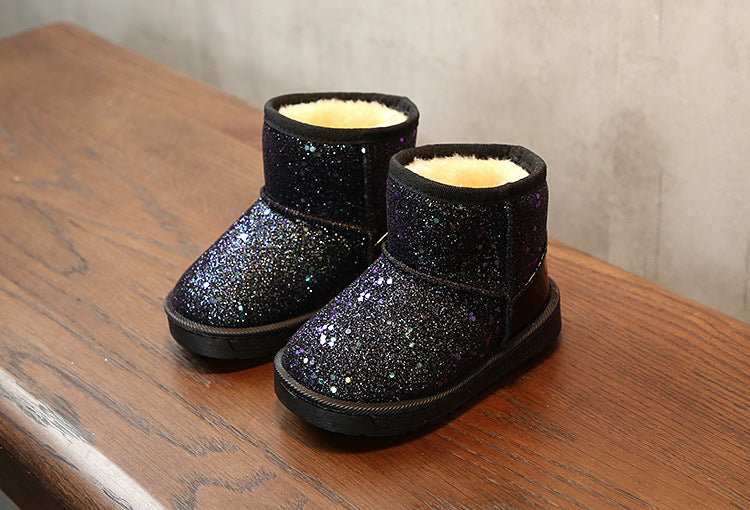 Children's snow boots in sequins Image