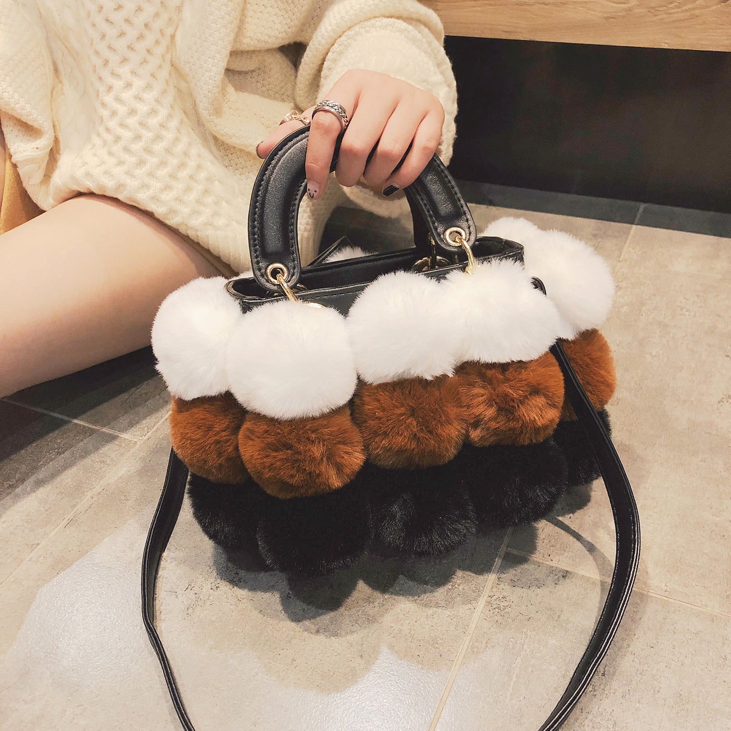 Plush Handbags Winter Plush Shoulder Bag Handbag Trend Messenger Bag Image