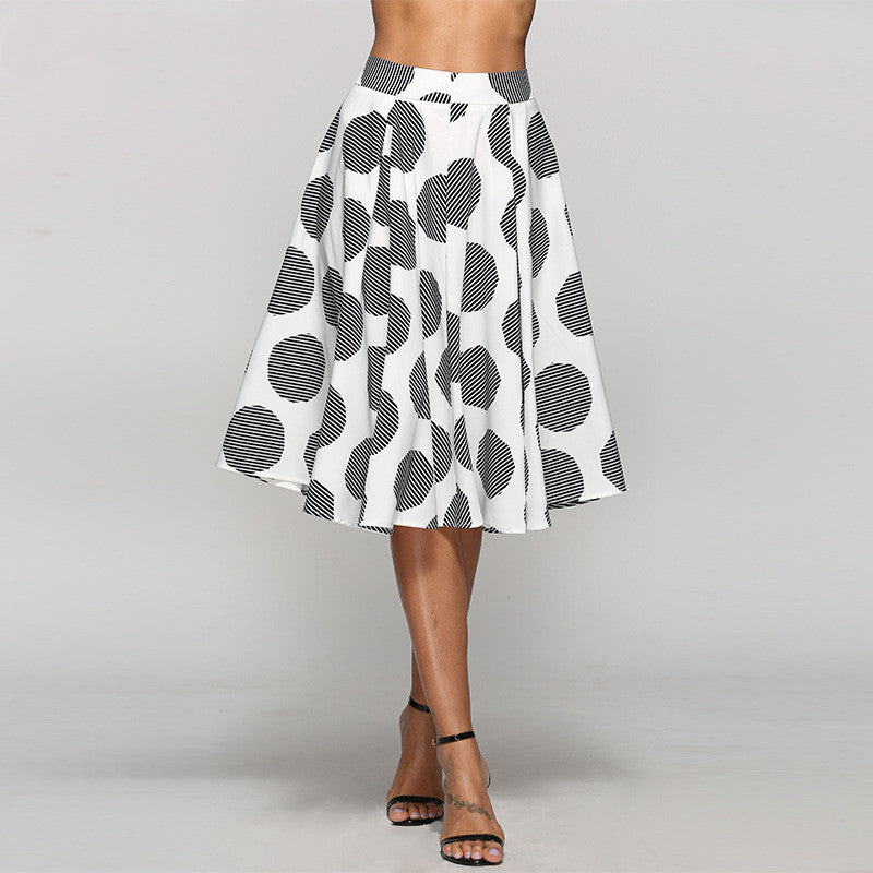 Large Polka Dot Round Slim Fit Mid-Length Skirt With Large Hem Image