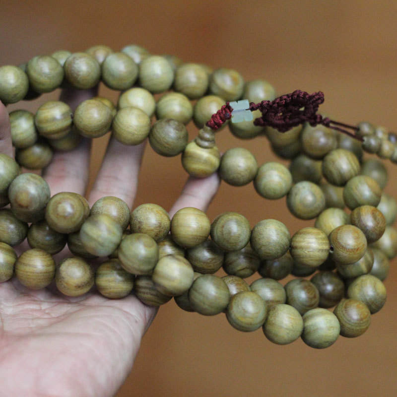 Natural sandalwood beads Image