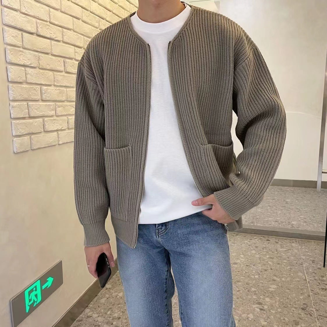 Fashion Trendy Ins Trendy Knitted Cardigan Men's Sweater Image