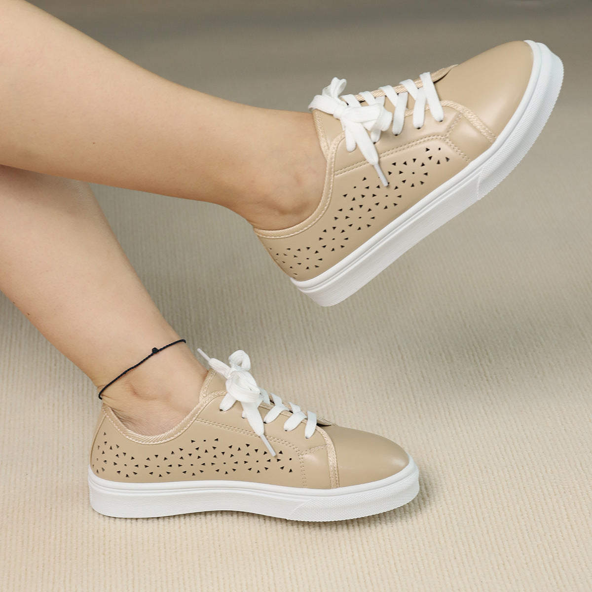 Fashion Versatile Casual European And American Sports Shoes Image