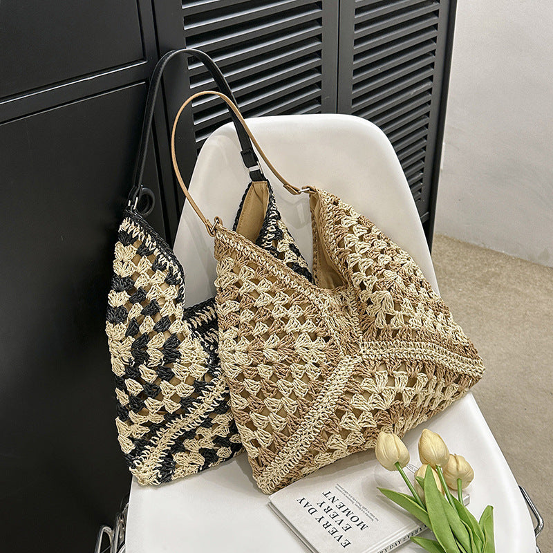 Women's Fashion Handmade Straw Woven Hollow Contrast Color Weave Shoulder Bag Image